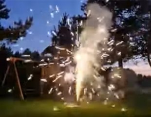 Fontanas „Firecracker fountain“
